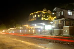 Serene Highway Resort - Image 2