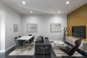 Large Stylish 3BR Loft on Cobblestone Ln Near NYC - Image 4