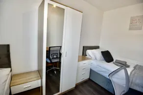 Come On In - Image 3