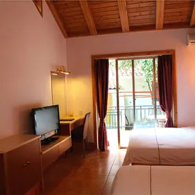 New Taoyuan Mountain Village - Image 4
