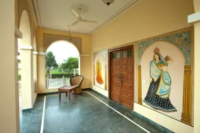 Sara Vilas by OYO Rooms - Image 4