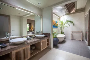 Tis Villas Seminyak - Image 2