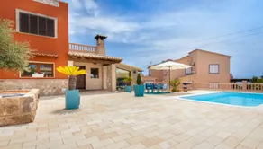 Villa with 3 bedrooms in Llucmajor with wonderful sea view private pool enclosed garden - Image 4