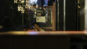 Happy Hotel - Image 2