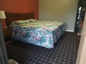 Delux Motel - Image 4