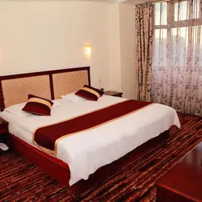 Xinxin Zhejiang Hotel - Image 5