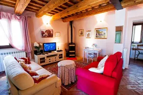 Independent House With Spa Pool - Image 2