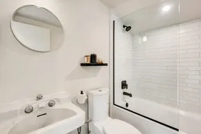 New Listing! Renovated Historic Claypool House 3 Bedroom Home - Image 5