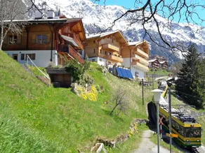 Chalet Bluemew g Lauterbrunnen - Image 4