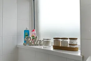 Village Cwtch Whitchurch Apartment - Image 4