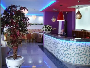 CENTRAL HOTEL - Image 4