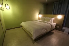 Me2 Hotel - Image 3