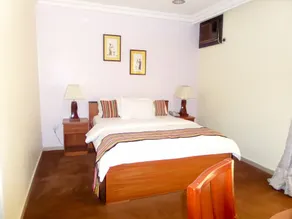 Ville Regent Hotel - Image 2