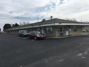 Kentland Motel - Image 4