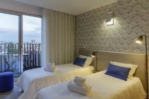 Praça 66 Guest House - Image 5