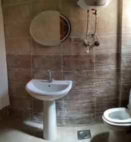 Caesar Hostel - Image 2