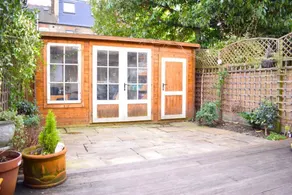Hammersmith 4 Bedroom Home - Image 3