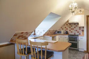 Lyde Cross Coach House - Image 3