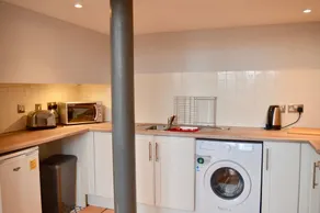 Stylish 1 Bedroom Apartment in Manchester City Centre - Image 5