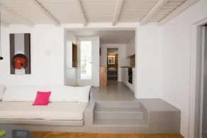 Luxury Sea View Apartment with shared pool - Image 4