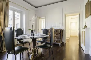 Montenapoleone – Rentclass Gloria - Image 5