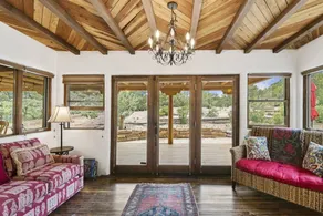 Cielo Lindo - Secluded Southwestern Retreat Within Minutes of Downtown - Image 4