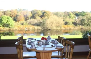 Riverside House - Image 4