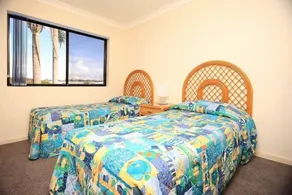 Hi Surf Unit 1, 92 Head St, Forster - Image 2