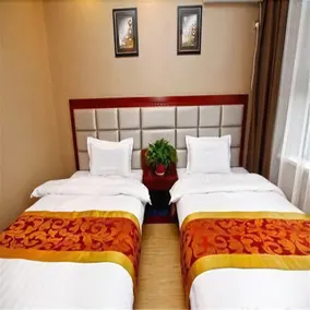 Famen Temple Hotel - Image 4