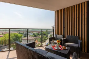 Apartment Kokoryczki Warsaw by Renters - Image 3