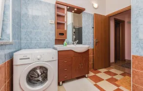 2 quartos alojamento em Kastel - Image 3