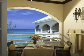 Sandals Inn - Image 2