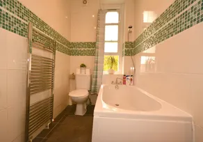 Grand Apartments Hammersmith - Image 2