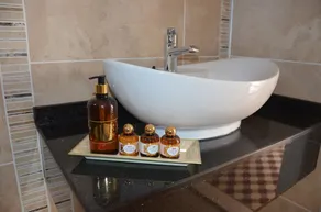 Rose Garden Boutique Hotel - Image 3