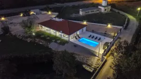 Villa By the River - Image 5