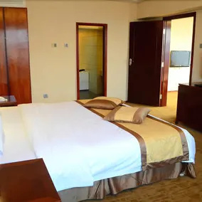 Kaitian Hotel - Image 5