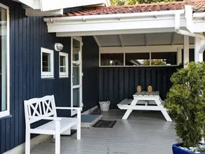 Capacious Holiday Home in Ringstedgade With Sauna - Image 2