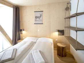 Wellness Chalet mit Au Ensprudelbad Schladming - Image 4