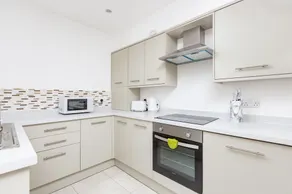 Hideaway Apartment - A Beautiful 1-br Apartment - Image 5