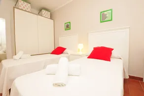 HomeHolidaysRentals Apartamento Happiness - Costa Barcelona - Image 5