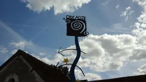 Hôte Sainte Marie - Image 2