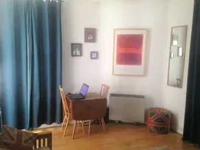Sought After Studio Overlooking Portobello Road - Image 2