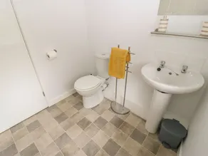 Lister Cottage - Image 3
