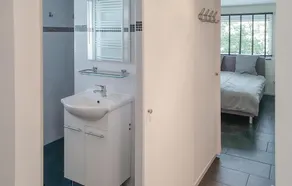 Stunning Home in Leende With 2 Bedrooms and Wifi - Image 2
