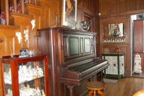 Mountain Laurel Inn - Image 2