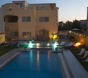 The View Villa - Image 4