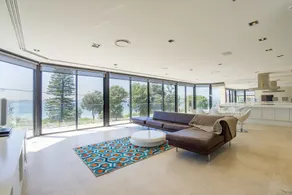 Luxurious Resort Living House - Image 2