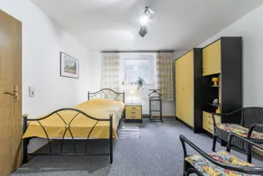 Private Apartment Alt Sarstedt - Image 4
