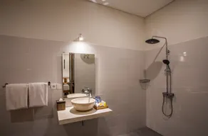 Sivart Villa - Image 4