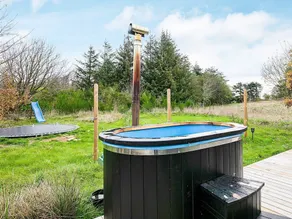 Spacious Holiday Home in Thyholm Near Sea - Image 3